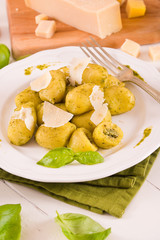 Potato gnocchi stuffed with pesto sauce.
