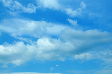 青い空と雲