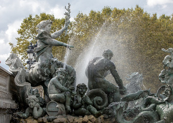 Fototapeta na wymiar Esplanade des Quinconces, fontain of the Monument aux Girondins in Bordeaux. France