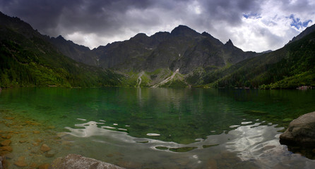 Panorama Morskie Oko - pochmurny dzień