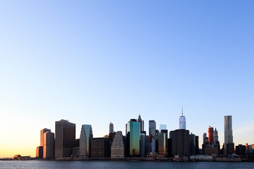 Fototapeta na wymiar New York; Lower Manhattan from East River
