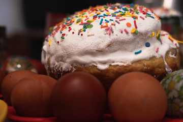 Easter cakes, Easter cake, cake with raisins and colored glaze