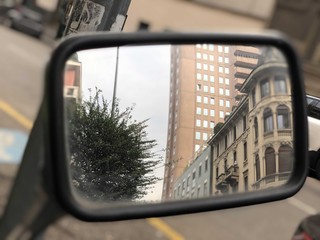 The streets of Milan through the mirror