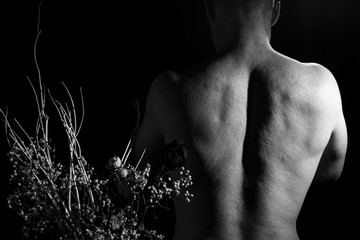 fiori e schiena