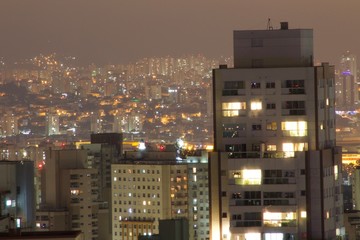 Fototapeta na wymiar Noite paulistana