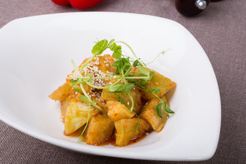 Fried zucchini salad