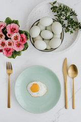 Feminine elements and eggs