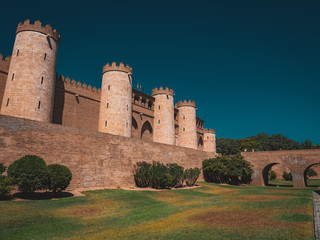 Fototapeta na wymiar Palacio de la Aljafería in Zaragoza, Spain