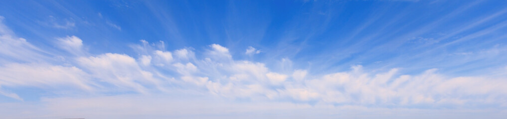 Fototapeta premium Blue sky background with clouds