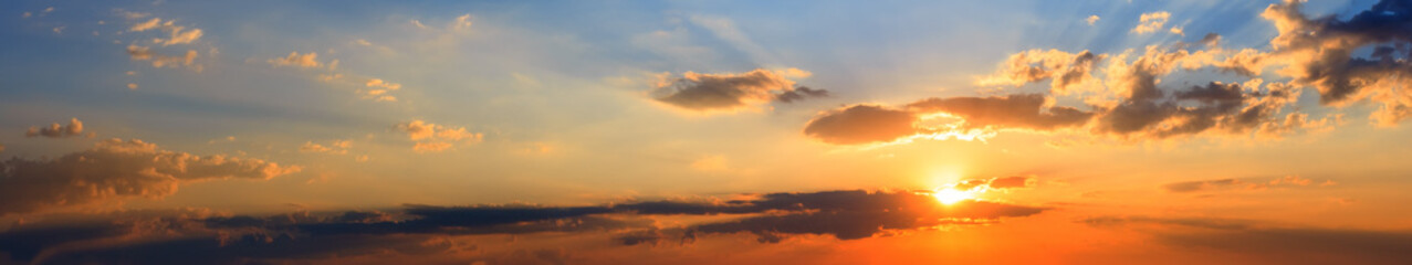 Naklejka na ściany i meble Summer sunset sky panorama