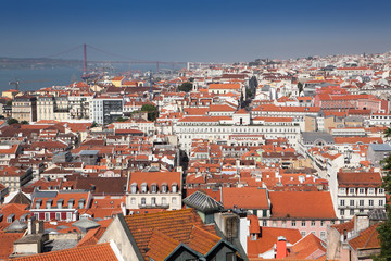 Fototapeta na wymiar View of the Portuguese capital Lisbon from the observation deck