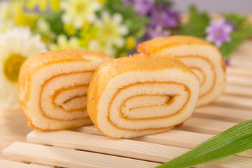 Sliced rolls
