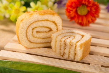 Sliced rolls