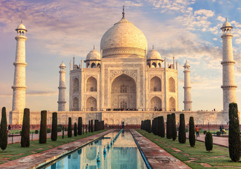 Fototapeta na wymiar Taj Mahal, place of visit in India, Agra