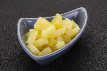 Marinated pineapple pieces