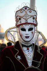 Fototapeta na wymiar VENICE CARNIVAL: close-up of beautiful and colorful mask during the carnival.