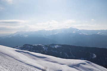 Fototapeta na wymiar Mountain day winter