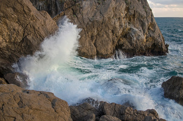 Surf on the Black Sea in winter