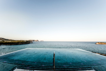 Infinity pool with seaview in the Mediterranean Sea