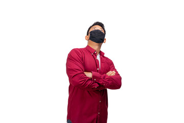 An Asian short hair man wears black mask.