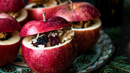 Apples stuffed with nuts