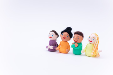 手作り紙粘土人形　英会話教室　国際交流　グローバルコミュニケーション