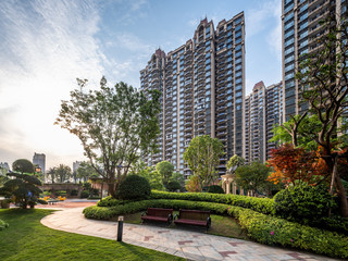 Naklejka premium Chinese modern high-rise residential and garden landscape