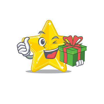Smiling shiny star cartoon character having a green gift box