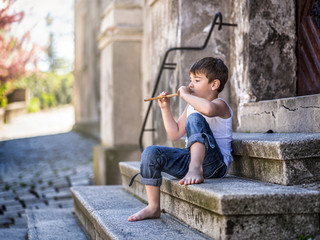 childhood the most beautiful life span