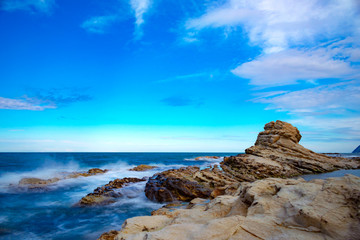 caves of fishermen by the sea in front of the rock known as the Pope's Chair