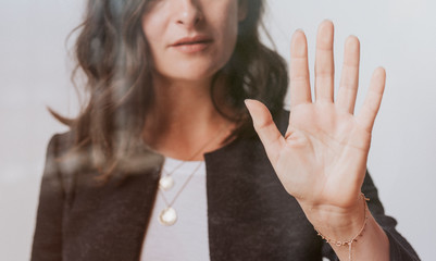 Interactive digital screen