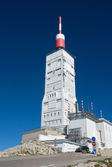 Obraz premium Turm auf dem Gipfel des Mont Ventoux, Provence, Frankreich