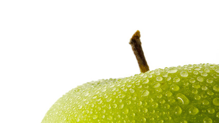 Close up fresh green Apple granny smith isolated on white background with water droplet – macro shoot