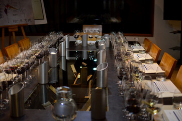 Mesa de degustación en un curso de Sommellerie