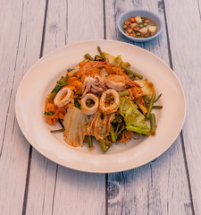 Spicy Thai Salad with Squid 