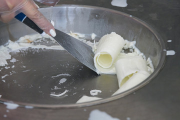 cooking ice cream in a cooling pan, children's party, ice cream freezing