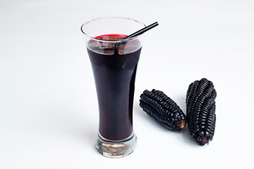 glass of Peruvian chicha morada