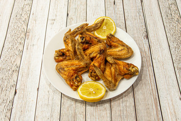 serving of lemon fried chicken wings