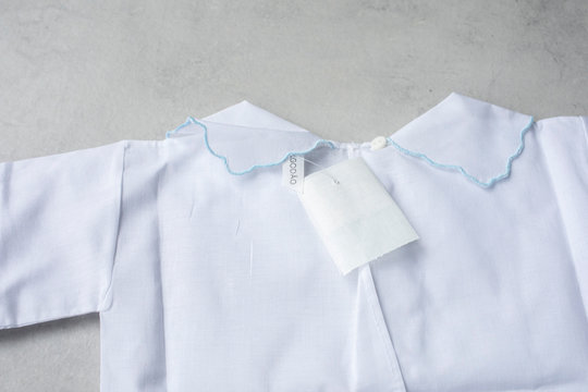 Blusa clasica en algod&oacute;n blanca para bebe reci&eacute;n nacido
