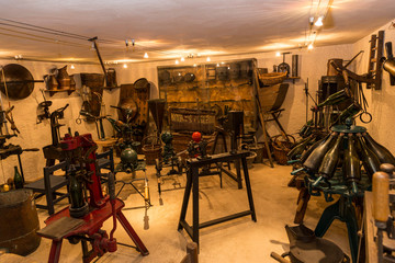 Ancien système de mise en bouteille pour le champagne