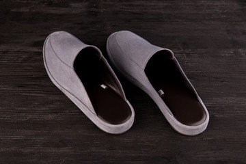 Home slippers made of natural leather, multicolored, different size and different color