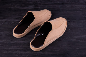 Home slippers made of natural leather, multicolored, different size and different color