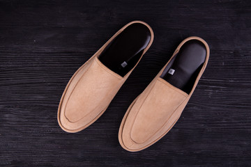 Home slippers made of natural leather, multicolored, different size and different color