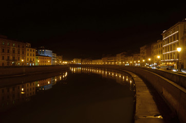 Fototapeta na wymiar Night Landascape of river Arno