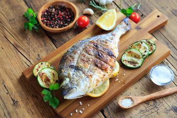 Dorade vom Grill