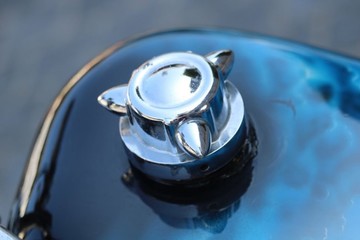 bouchon personnalisé d'un reservoir de moto