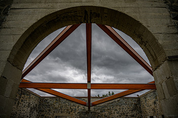 Open roof with wooden beams