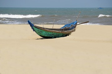 Obraz premium rotten fisher boats in hue