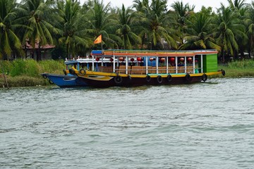 Fototapeta na wymiar fisher boats at the coast of hue