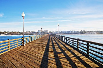 Pier mit Blick auf Oceanside in Kalifornien